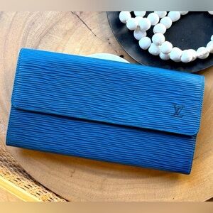 *VINTAGE* LOUIS VUITTON Pochette Portomone Cult Credit Long Wallet Epi Leather